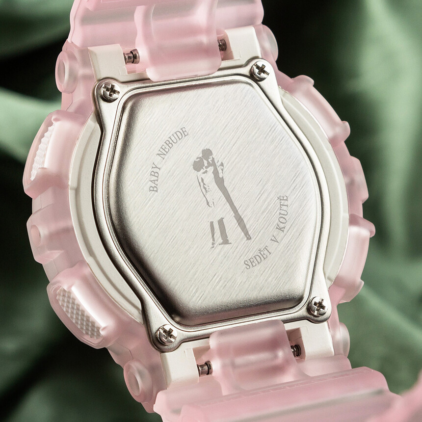 Na Casio Baby-G se to fakt sedlo...