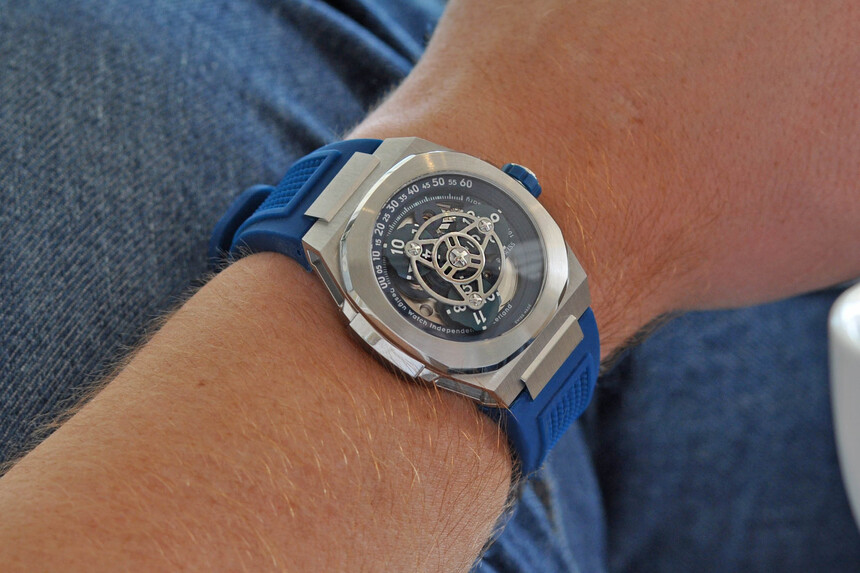 Zdroj: https://monochrome-watches.com/