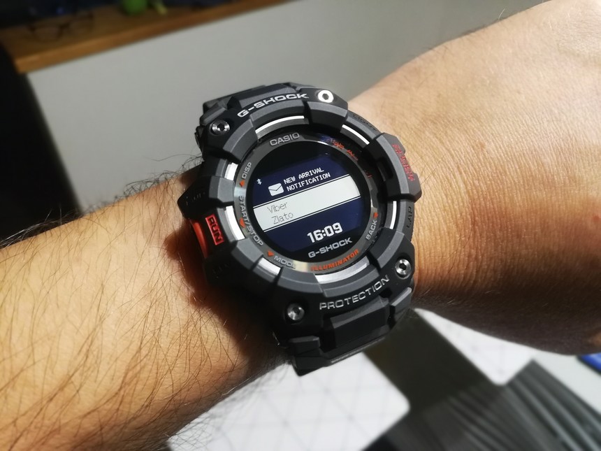 GBD-100 mají i notifikace, bohužel s drobným „ale“